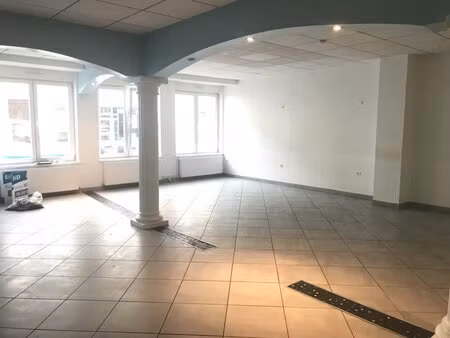 à louer local commercial 152 m² – 965 € |moyeuvre-grande
