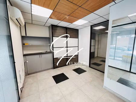 vente local commercial 5 pièces 99m2 grenoble 38000 - 136500 € - surface privée