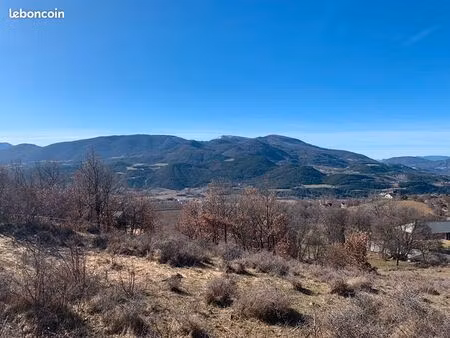 terrain 1176 m² chorges