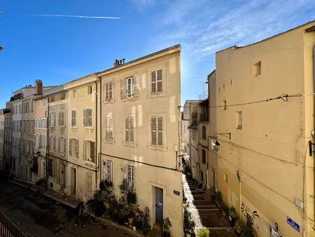 a vendre appartement de type 3 à marseille 13002 - le panier