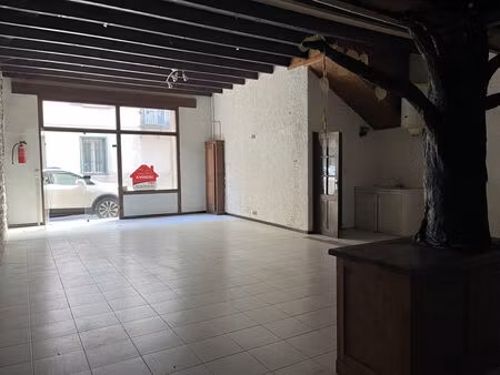 location local commercial 70m2 arles-sur-tech 66150 - 480 € - surface privée