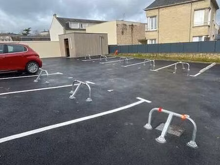 location garage box et parking à caen (14000) : à louer / caen