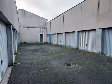 vente parking 14m2 le grand-village-plage 17370 - 31000 € - surface privée