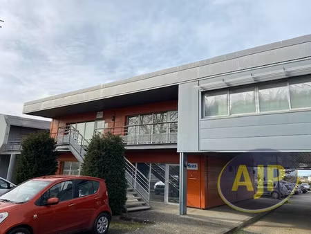 vente locaux professionnels 173 m² à lesparre-médoc (33340)  245 000 €