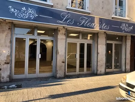 local commercial de 121m²