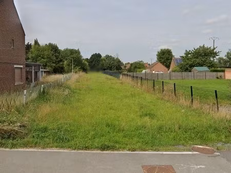 terrain 1050 m² rosult