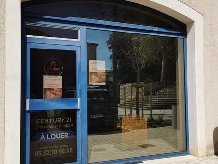 appartement local à louer - 2 pièces - 50 71 m2 - condom - 32 - midi-pyrenees