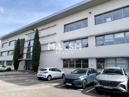 bureaux à saint genis laval - a louer - 345 m² divisibles à partir de 163 m²