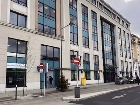 location bureau bussy saint georges 77600