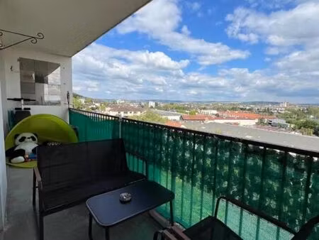 appartement 6 pièces 100 m²