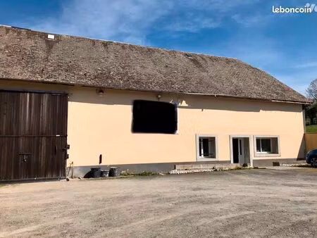 local d'activités 333 m² trebons