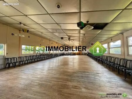 local commercial 520 m²