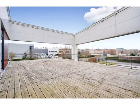 immeuble indépendant a louer bailly romainvilliers