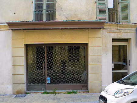 vente commerce 58 m² avignon (84000)