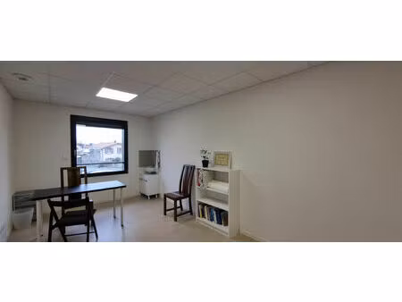 vente bureau 16 m² muret (31600)