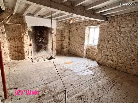 grange 4 pièces 160 m²