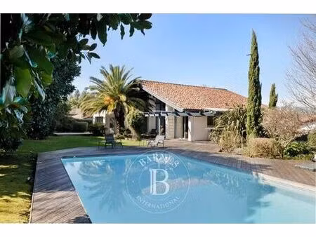 maison de luxe de 5 pièces en location à biarritz  france