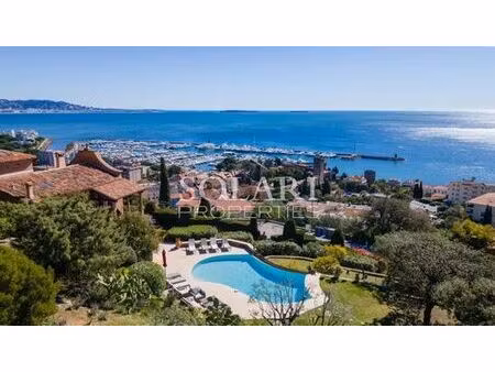 villa de luxe de 6 pièces en location mandelieu  france