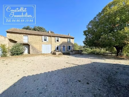 vente maison 6 pièces 300 m² gordes (84220)