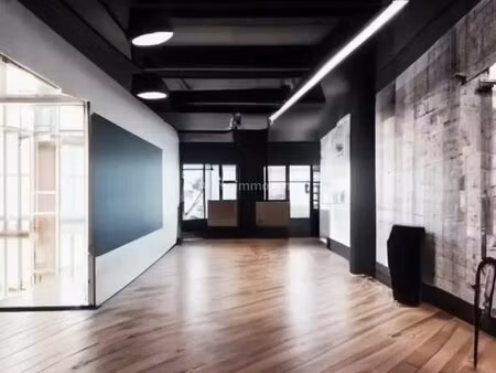 local commercial proche centre