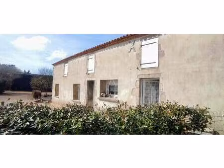 vente maison à saint-vincent-sur-jard (85520) : à vendre / 65m² saint-vincent-sur-jard