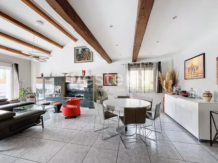 bompas - a vendre villa t8 en 4 faces jardin piscine garage