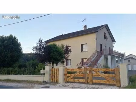 2 appartements ou grande maison individuelle 8-10 chambres