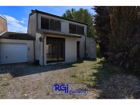 vente maison 4 pièces 77m2 les abrets-en-dauphiné 38490 - 160000 € - surface privée