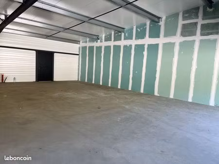 local commercial 74 m² vic-sur-cère