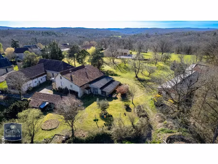 maison à vendre 7 pièces 130 m² - saint-martial-de-nabirat (24) - 297 000€