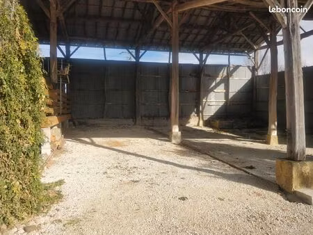 emplacements parking box garages couverts - camping-cars  caravanes  remorques