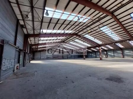5000m2 entrepot a louer/ vendre provins