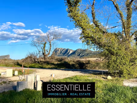 saint martin de londres  terrain à bâtir de 1443 m2 avec vue