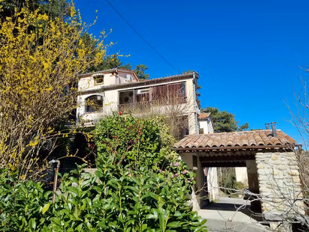 vente maison 10 pièces 227 m² sisteron (04200)