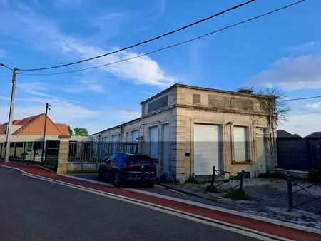 vente locaux professionnels 166 m² à la chapelle-d'armentières (59930)  219 450 €