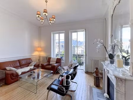 barnes aix-les-bains - appartement coeur de ville - entierement renove