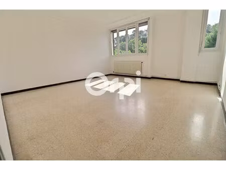 vente appartement 3 pièces 67m2 marseille 13eme (13013) - 149000 € - surface privée