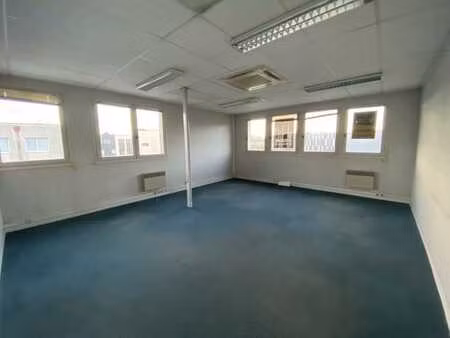 location bureau 387 m² à chantepie (35135)