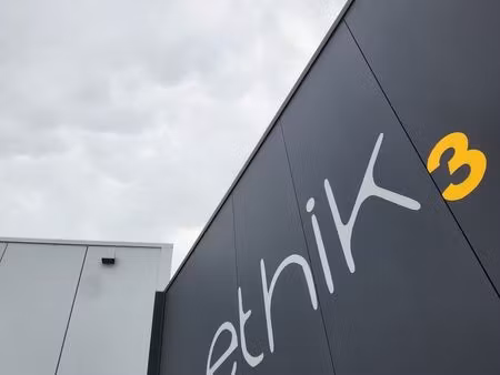 bureau 40 m2 zone de kergrippe séné