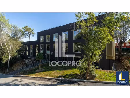 a louer bureaux neufs de 1 330 m2 divisibles à partir de 302 m2 sophia-antipolis