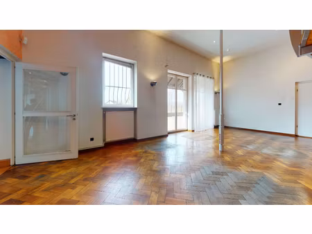 uniquement pour activites bureaux / show room - à louer - locaux de 130 m² à zillisheim -