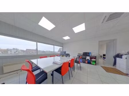 à louer local commercial 70 m² – 650 € |hangenbieten