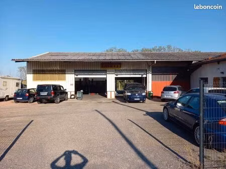 fond de commerce garage automobile mécanique et carrosserie