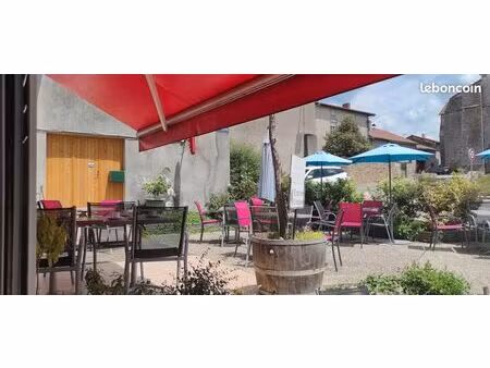 bar  fonds de commerce  restaurant  tabac 200 m² berneuil