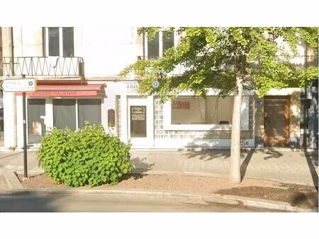 location commerce 50 m² à valenciennes (59300)