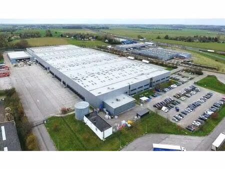 location entrepôt / local d'activités bourg achard 8 289 m²