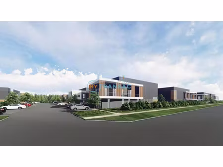 location local industriel 890 m² à chanteloup-en-brie (77600)