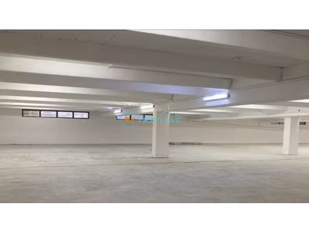 location local industriel 500 m² à créteil (94000)