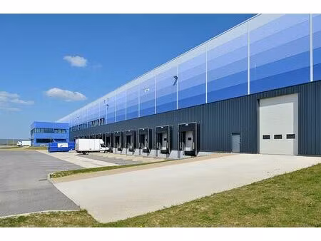 location entrepôt / local d'activités gondreville 6 355 m²