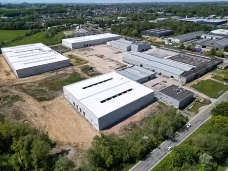 entrepôt neuf de 6000m²